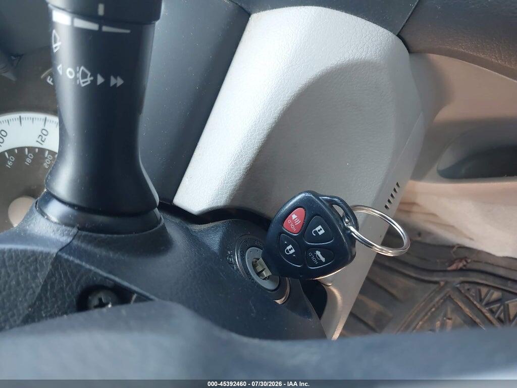 4T1BF3EKXBU151664 2011 TOYOTA CAMRY photo no. 11