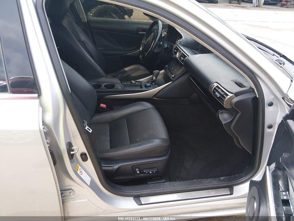 JTHBA1D20G5007517 2016 LEXUS IS 200T photo no. 5
