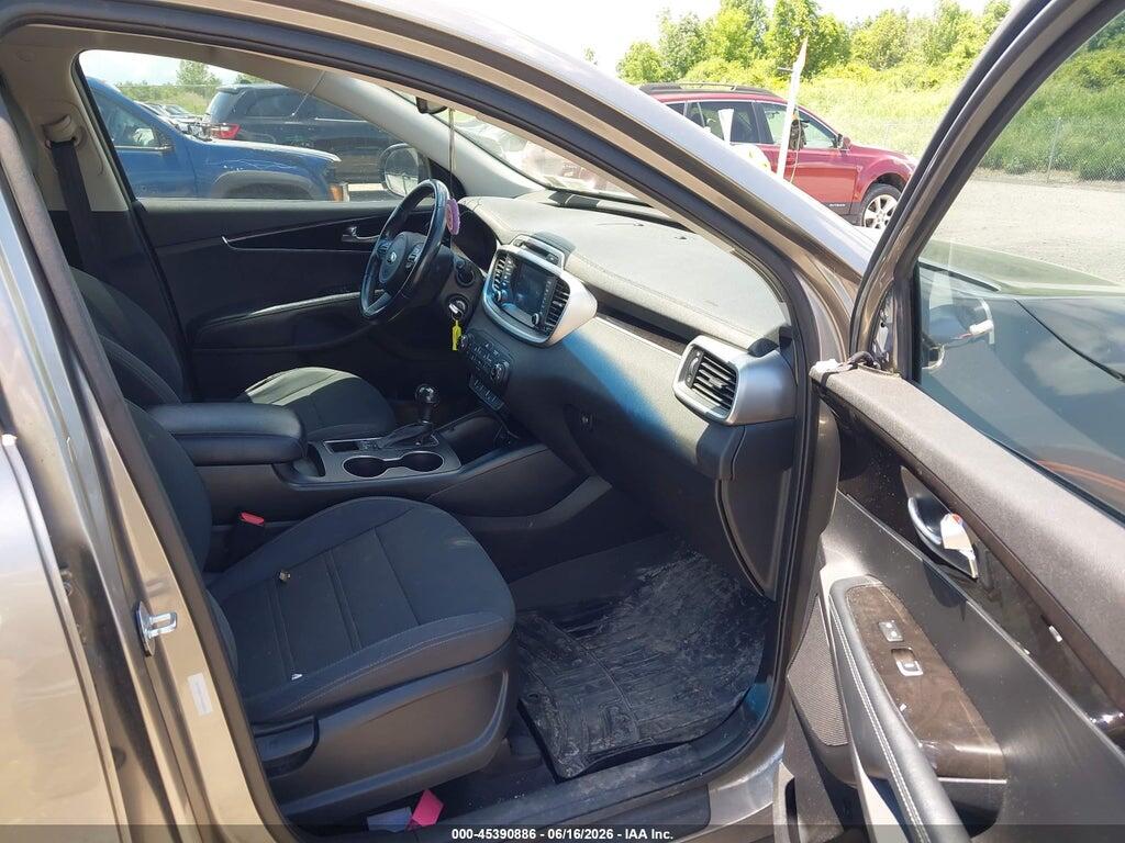 5XYPGDA37HG203340 2017 KIA SORENTO photo no. 5