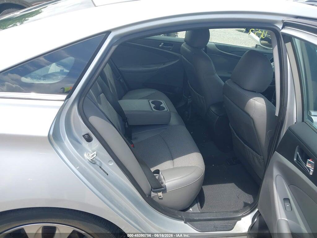 5NPEC4AC1CH450700 2012 HYUNDAI SONATA photo no. 8