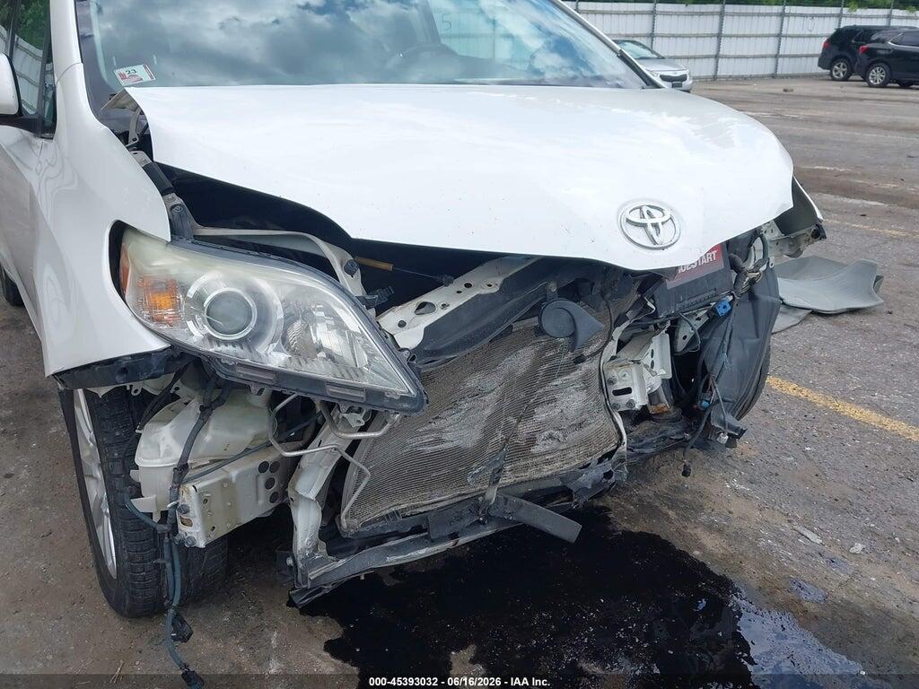 5TDDK3DC1CS047413 2012 TOYOTA SIENNA photo no. 6