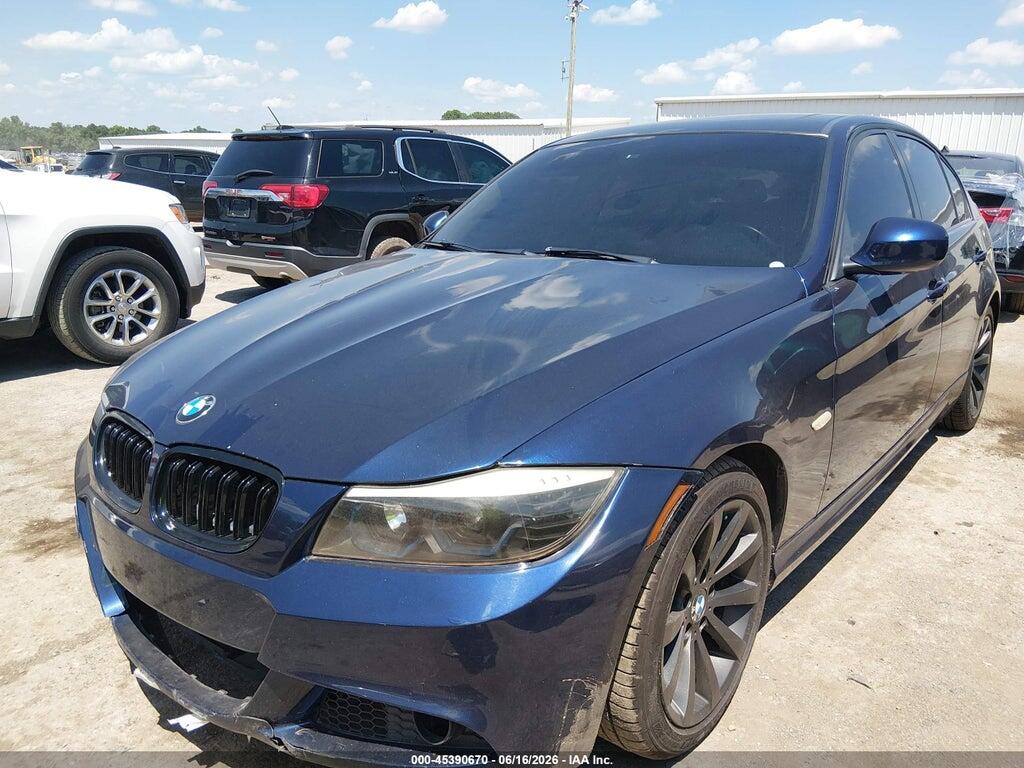 WBAPH7C5XBE677115 2011 BMW 328I photo no. 2