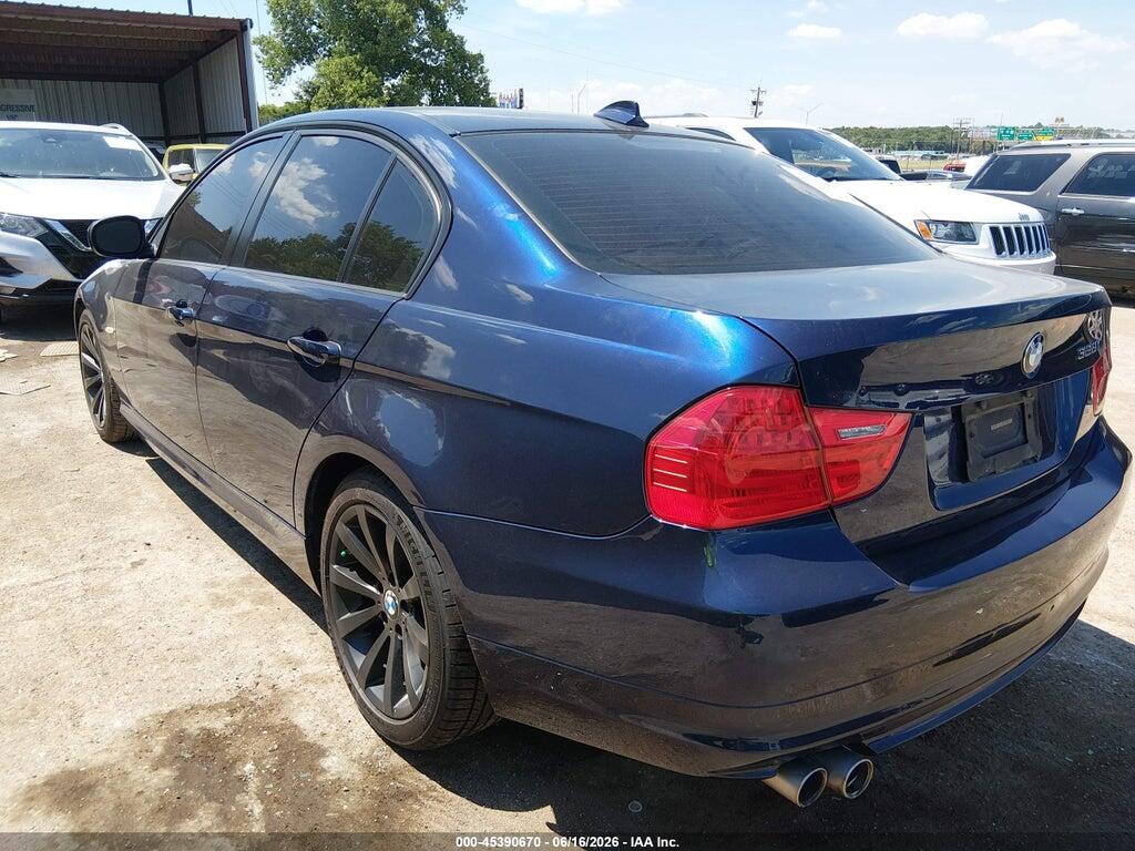 WBAPH7C5XBE677115 2011 BMW 328I photo no. 3