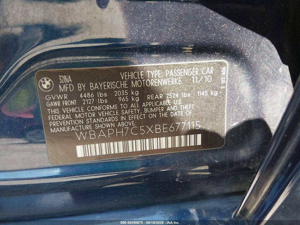 WBAPH7C5XBE677115 2011 BMW 328I photo no. 9