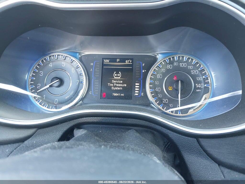 1C3CCCAB3GN111861 2016 CHRYSLER 200 photo no. 7