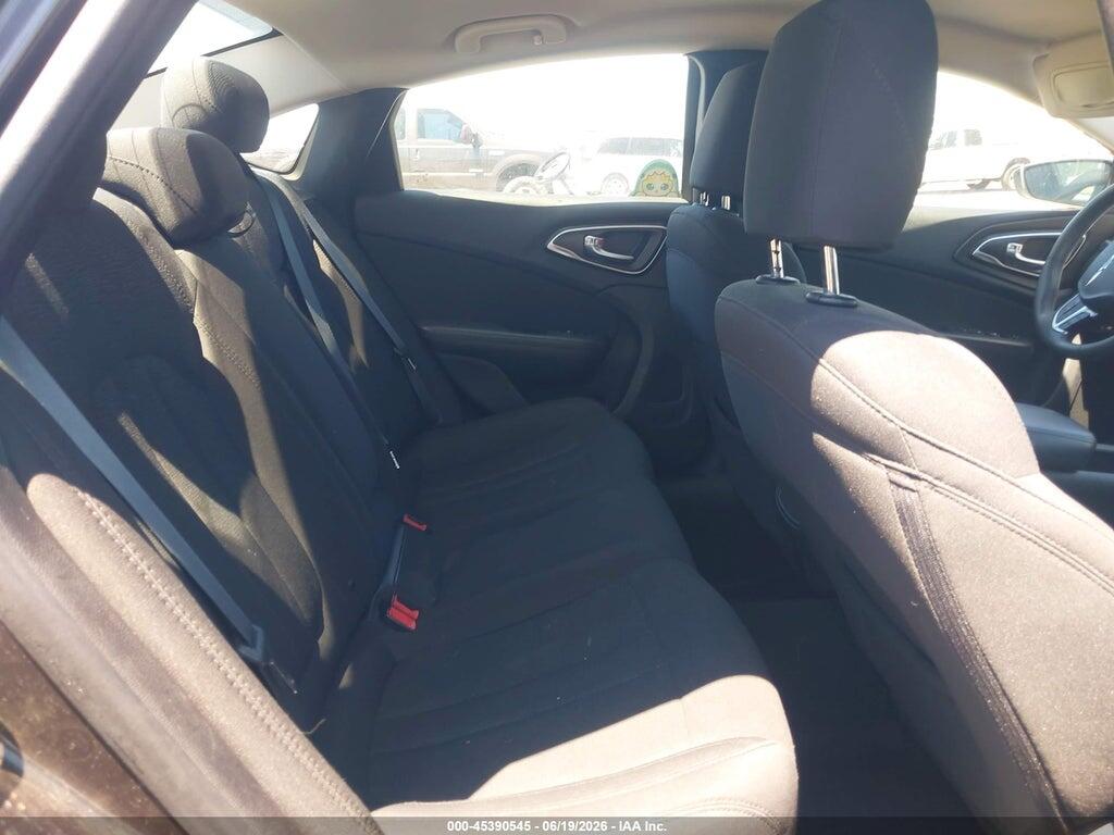1C3CCCAB3GN111861 2016 CHRYSLER 200 photo no. 8