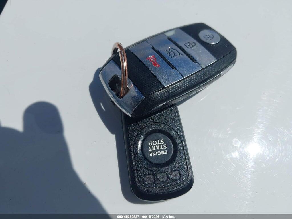 5XYPHDA53GG021499 2016 KIA SORENTO photo no. 11