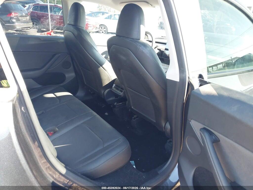 7SAYGDEE3RF132973 2024 TESLA MODEL Y photo no. 8