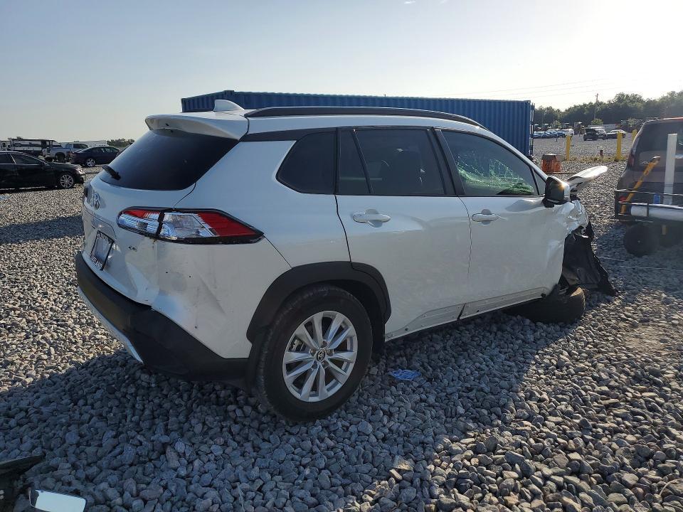 2024 TOYOTA COROLLA CROSS LE — Фото 3 из 13