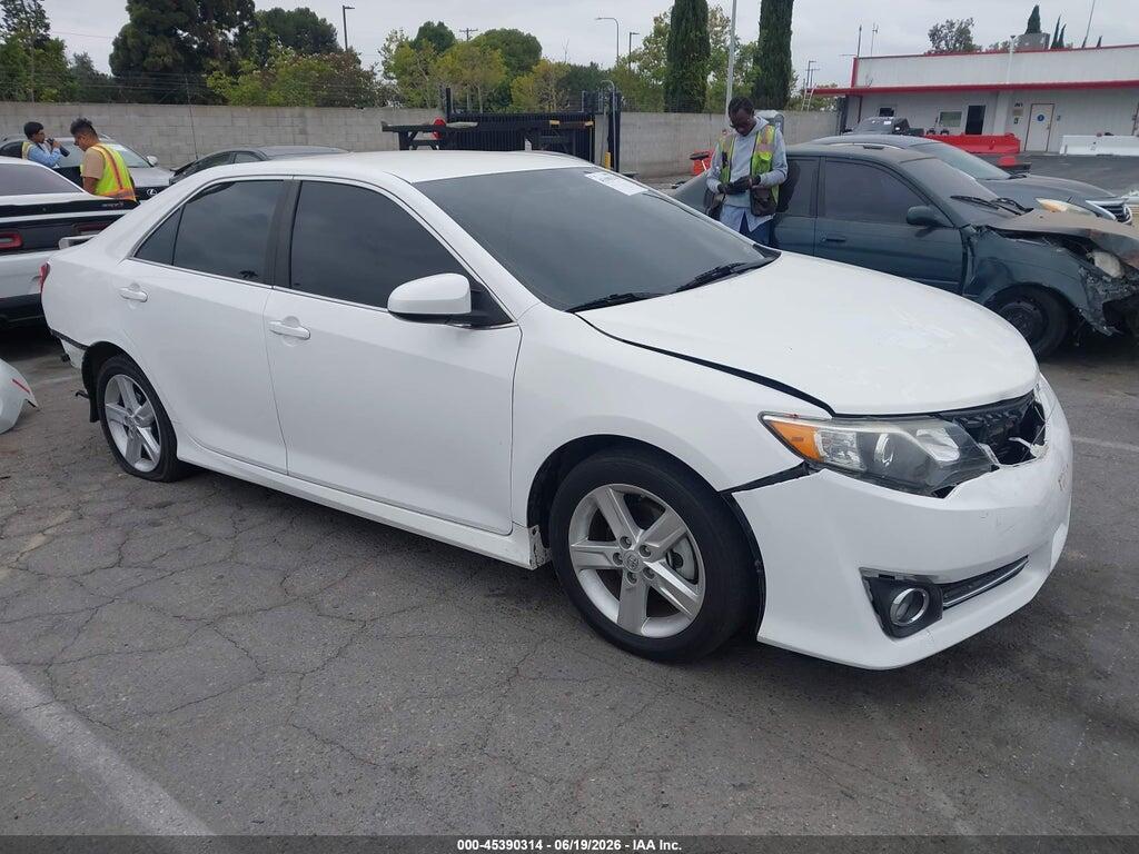 4T1BF1FKXEU868637 2014 TOYOTA CAMRY photo no. 1