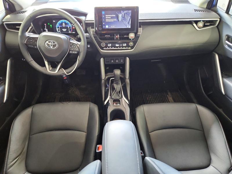 2024 TOYOTA COROLLA CROSS XLE — Фото 8 из 13