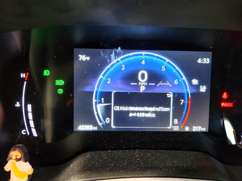 2024 TOYOTA COROLLA CROSS XLE — Фото 9 из 13