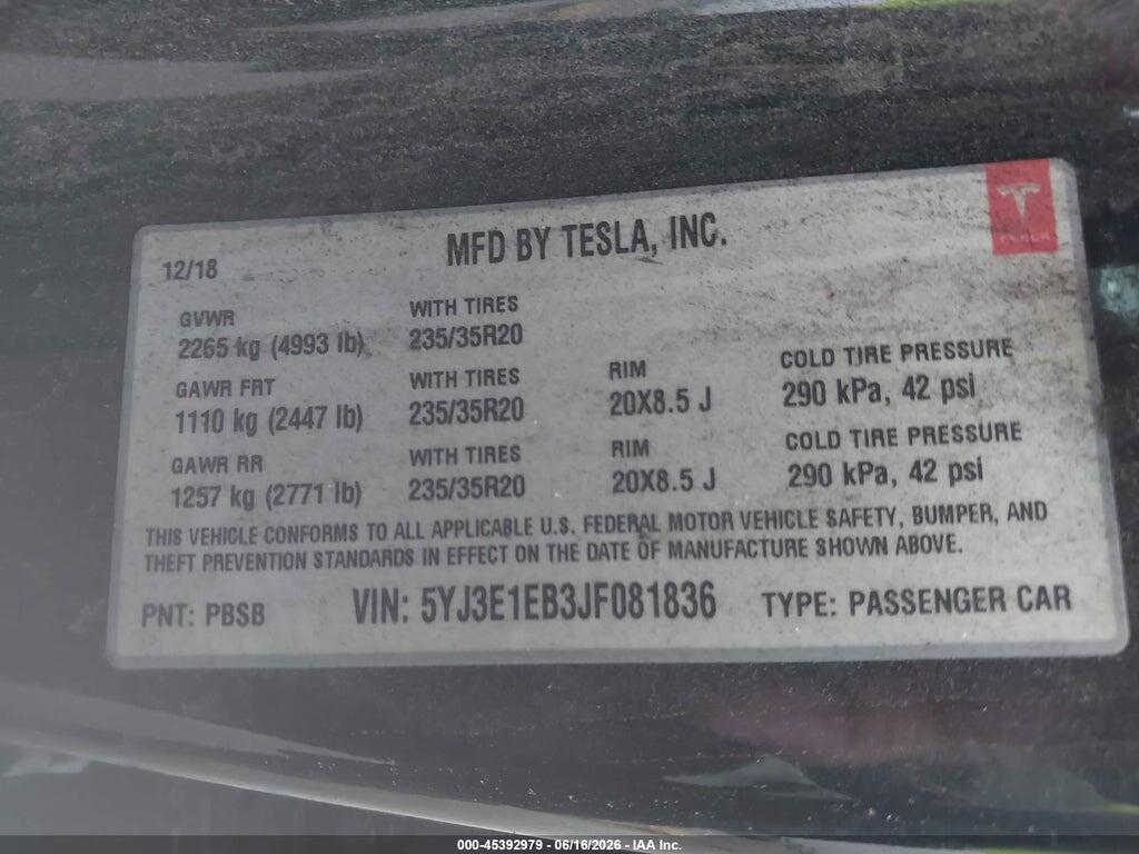 5YJ3E1EB3JF081836 2018 TESLA MODEL 3 photo no. 9