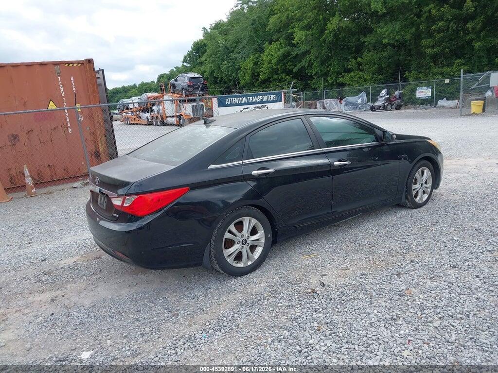 5NPEC4AC8BH102519 2011 HYUNDAI SONATA photo no. 4