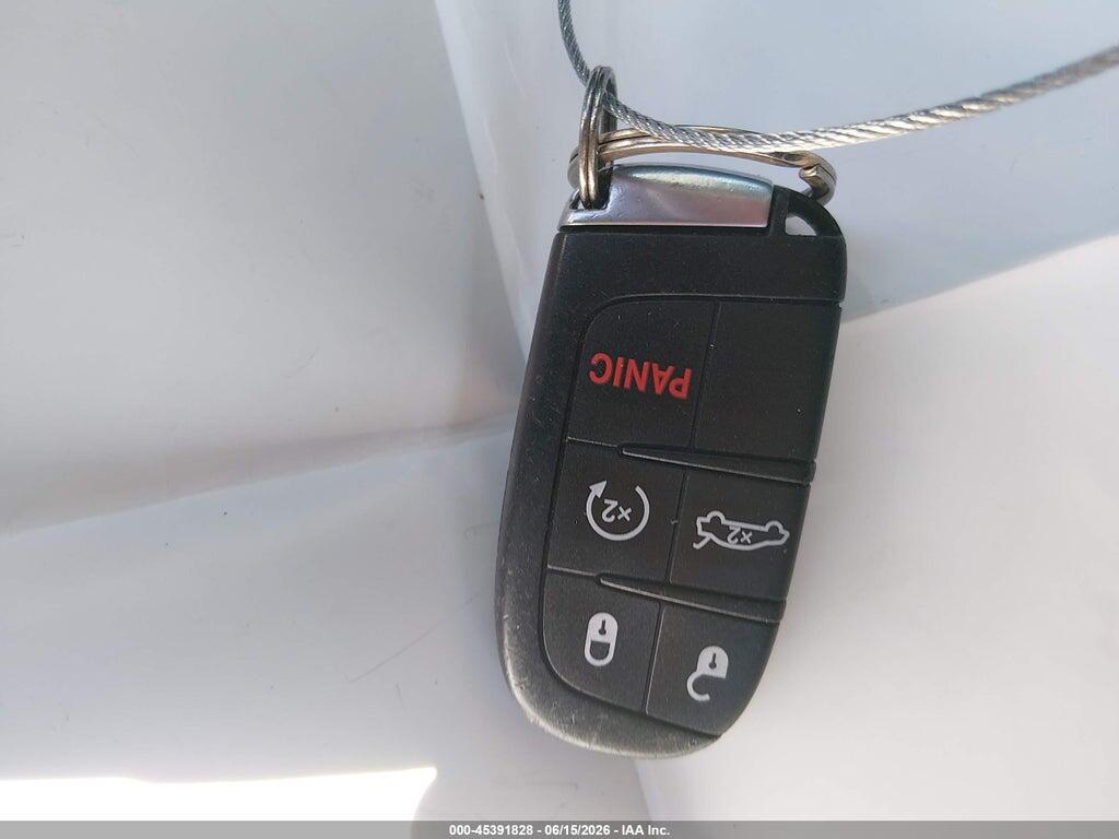2C3CDXBG8JH180348 2018 DODGE CHARGER photo no. 11