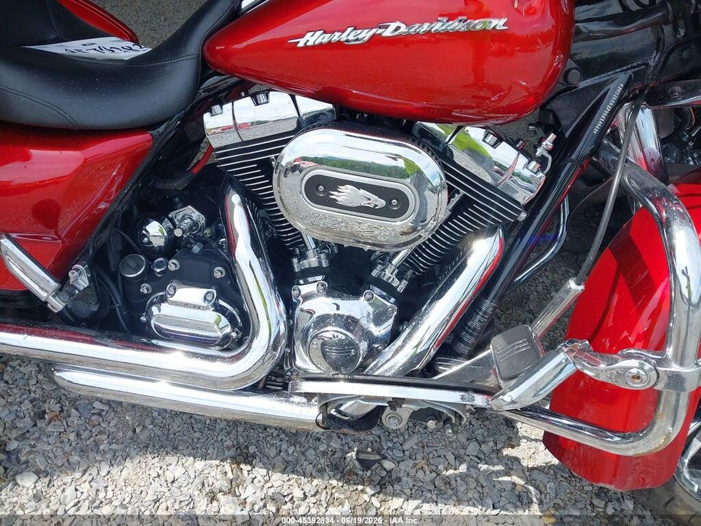 1HD1KBM17DB684566 2013 HARLEY-DAVIDSON FLHX photo no. 8