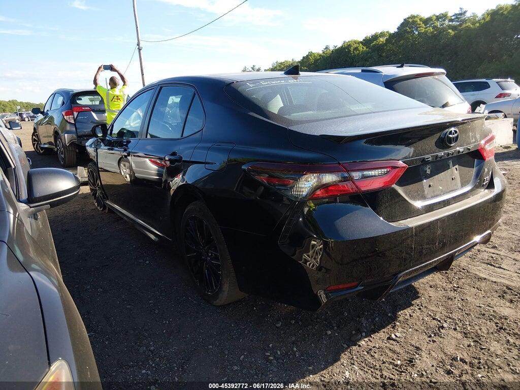 4T1T11BK7NU052333 2022 TOYOTA CAMRY photo no. 3