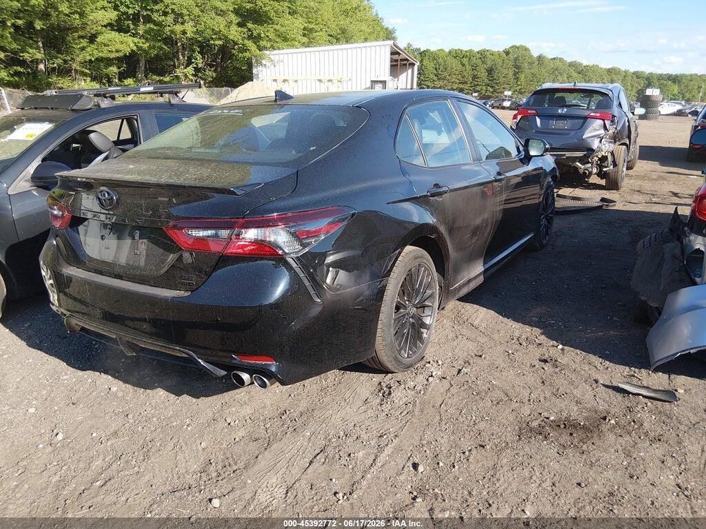 4T1T11BK7NU052333 2022 TOYOTA CAMRY photo no. 4