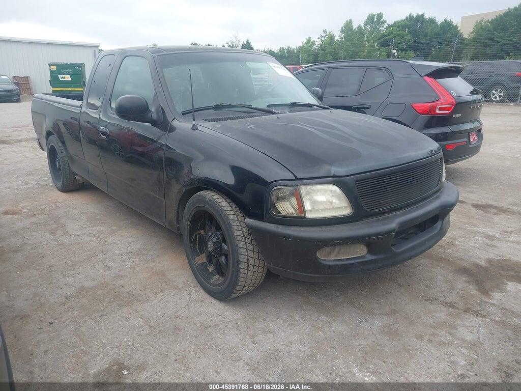 2FTZX1764WCB18668 1998 FORD F-150 photo no. 1