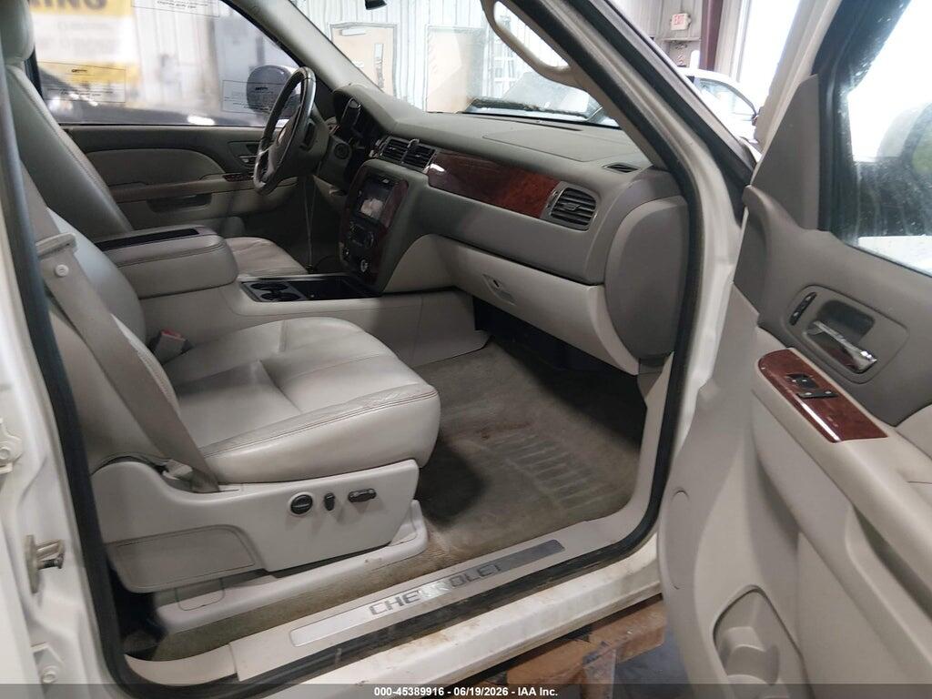 3GCRKTE38AG243722 2010 CHEVROLET SILVERADO 1500 photo no. 5