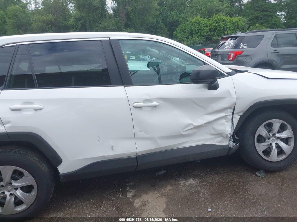 2T3F1RFV2NC305275 2022 TOYOTA RAV4 photo no. 6