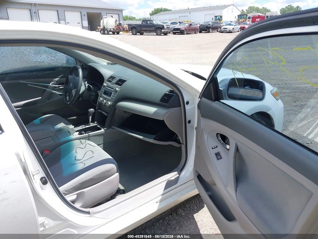 4T4BF3EK3BR148577 2011 TOYOTA CAMRY photo no. 5