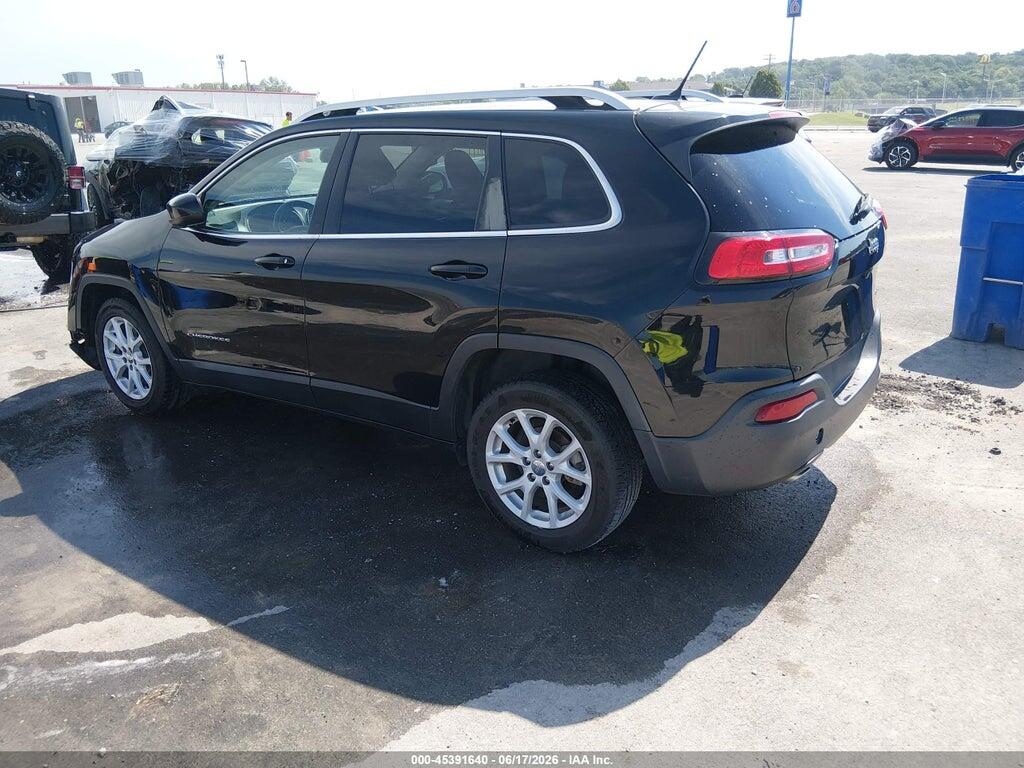1C4PJLCB9JD615831 2018 JEEP CHEROKEE photo no. 3