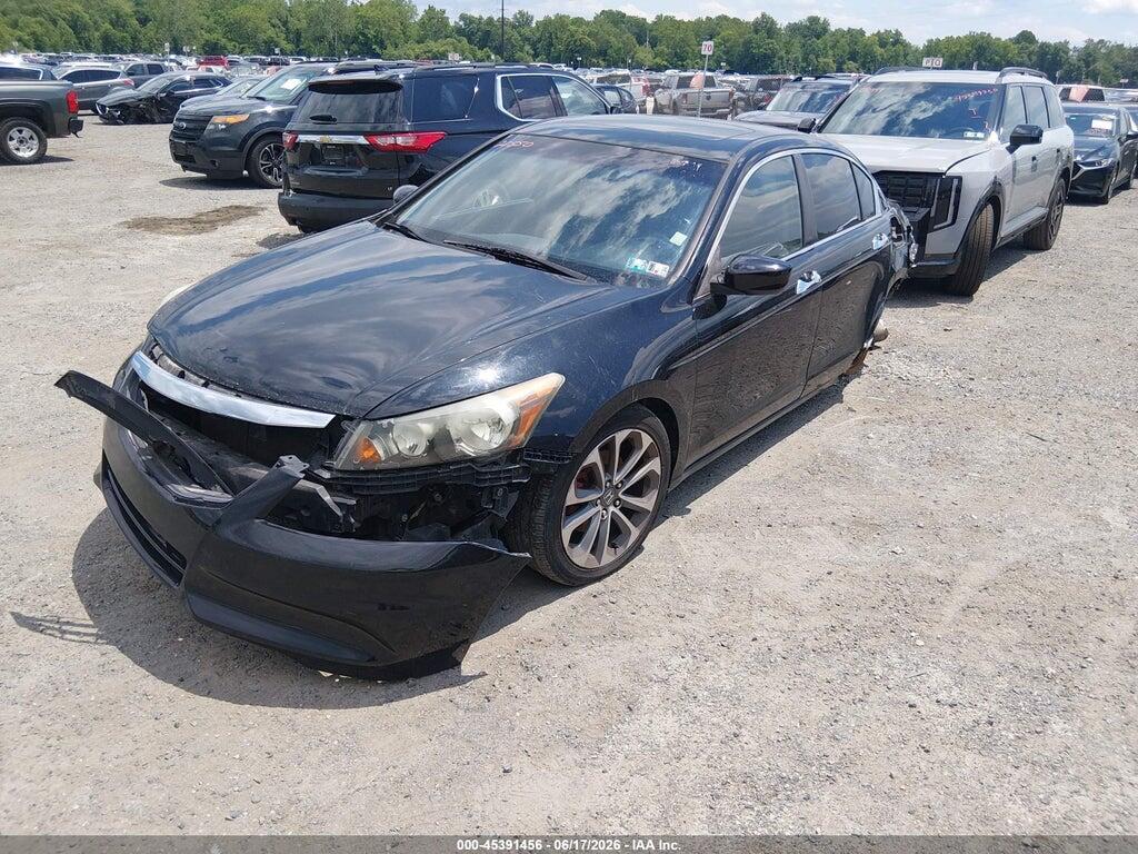 1HGCP3F88BA020065 2011 HONDA ACCORD photo no. 2