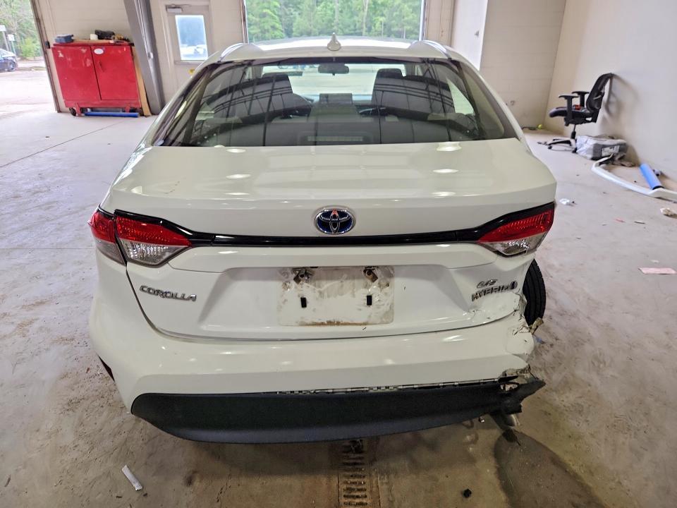 2024 TOYOTA COROLLA HYBRID LE — Фото 6 из 12