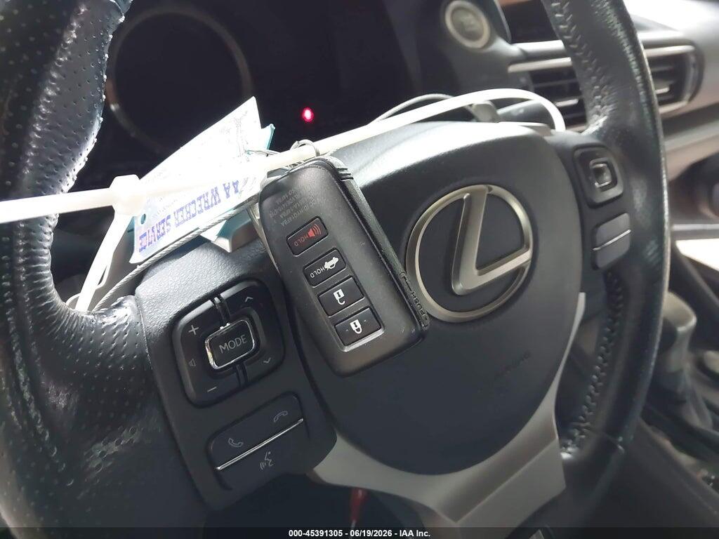 JTHHA5BC6G5002772 2016 LEXUS RC 200T photo no. 11