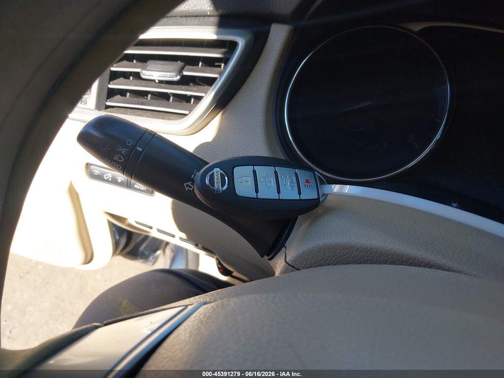 5N1AT2MT2FC888667 2015 NISSAN ROGUE photo no. 11