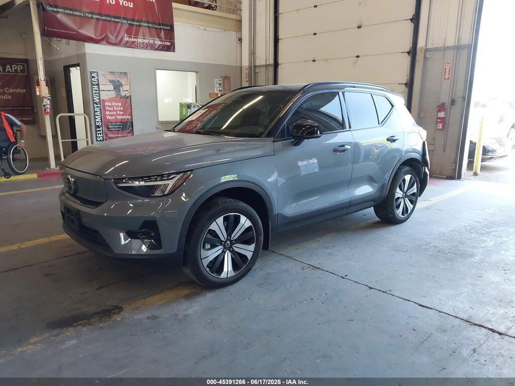 YV4ED3UW2P2074607 2023 VOLVO XC40 RECHARGE PURE ELECTRIC photo no. 2