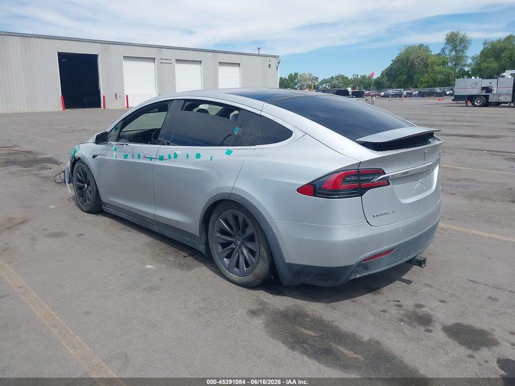 5YJXCBE26HF068098 2017 TESLA MODEL X photo no. 3
