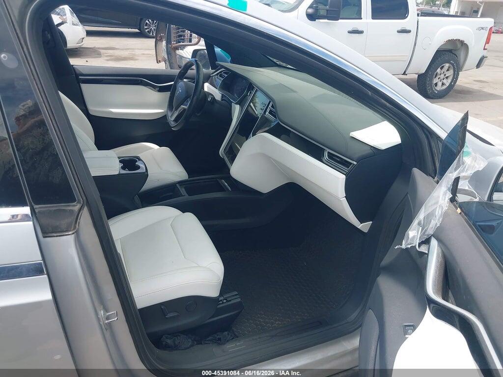 5YJXCBE26HF068098 2017 TESLA MODEL X photo no. 5