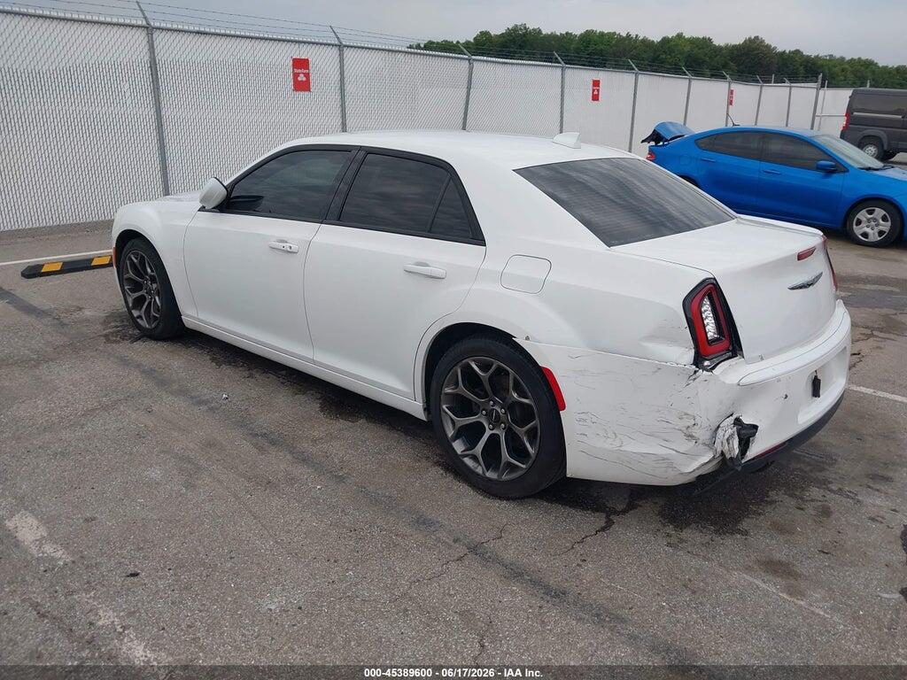 2C3CCABG7KH537925 2019 CHRYSLER 300 photo no. 3