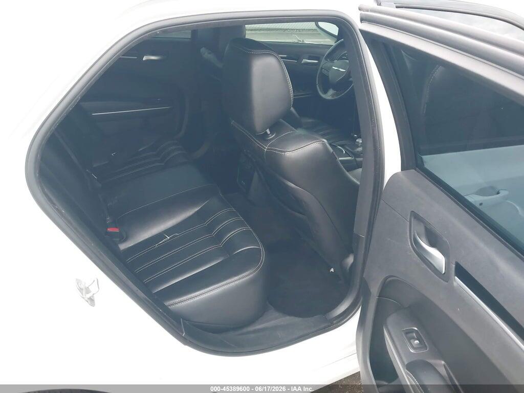 2C3CCABG7KH537925 2019 CHRYSLER 300 photo no. 8