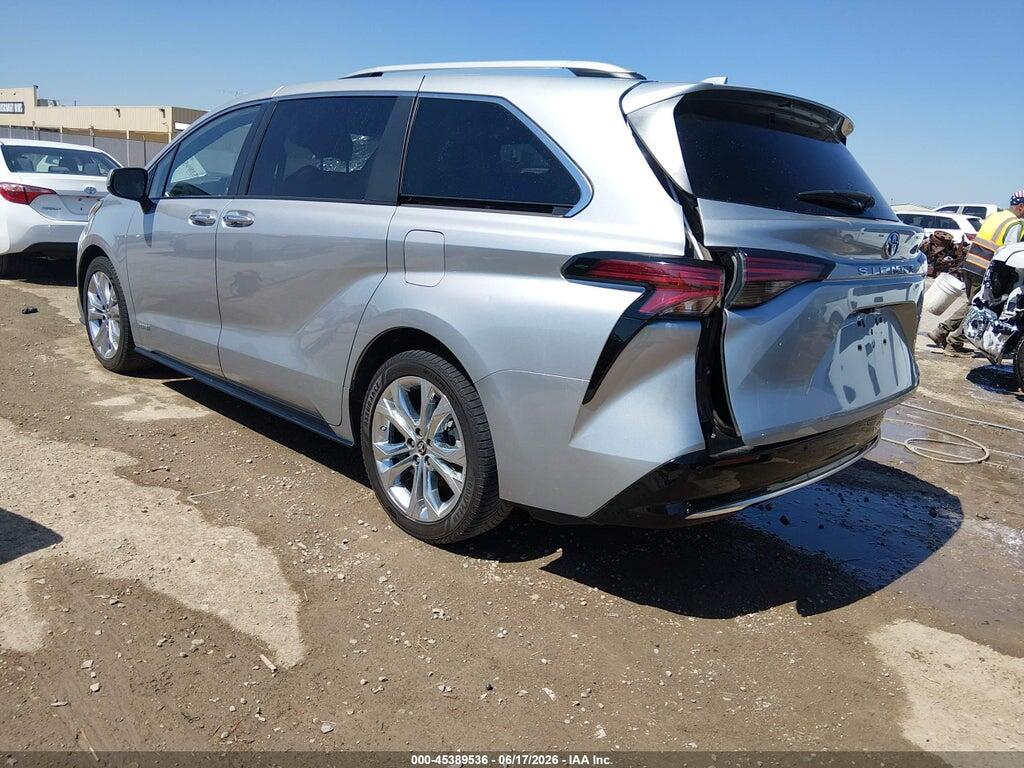 5TDERKEC5MS067657 2021 TOYOTA SIENNA photo no. 3