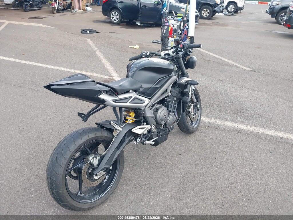 SMTA554S6LTAA2921 2020 TRIUMPH MOTORCYCLE STREET TRIPLE photo no. 4