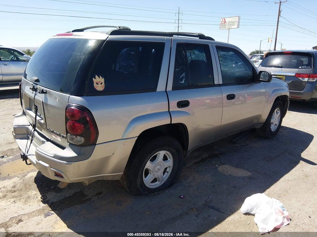 1GNDS13S822506253 2002 CHEVROLET TRAILBLAZER photo no. 4