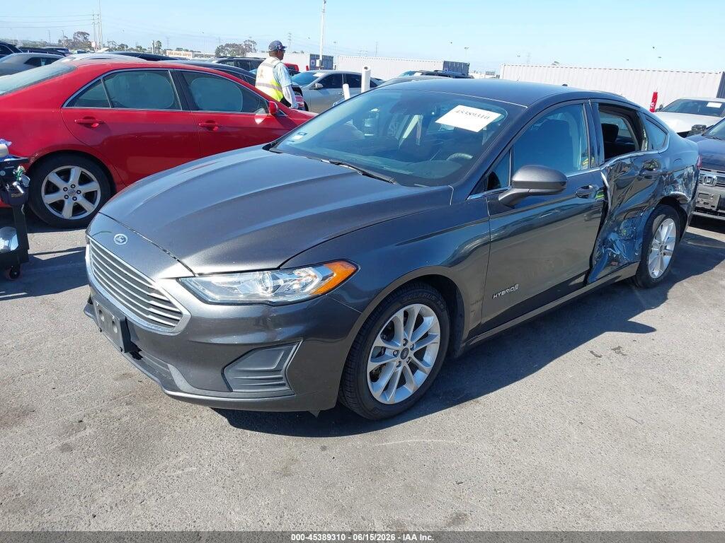 3FA6P0LU9KR208827 2019 FORD FUSION HYBRID photo no. 2