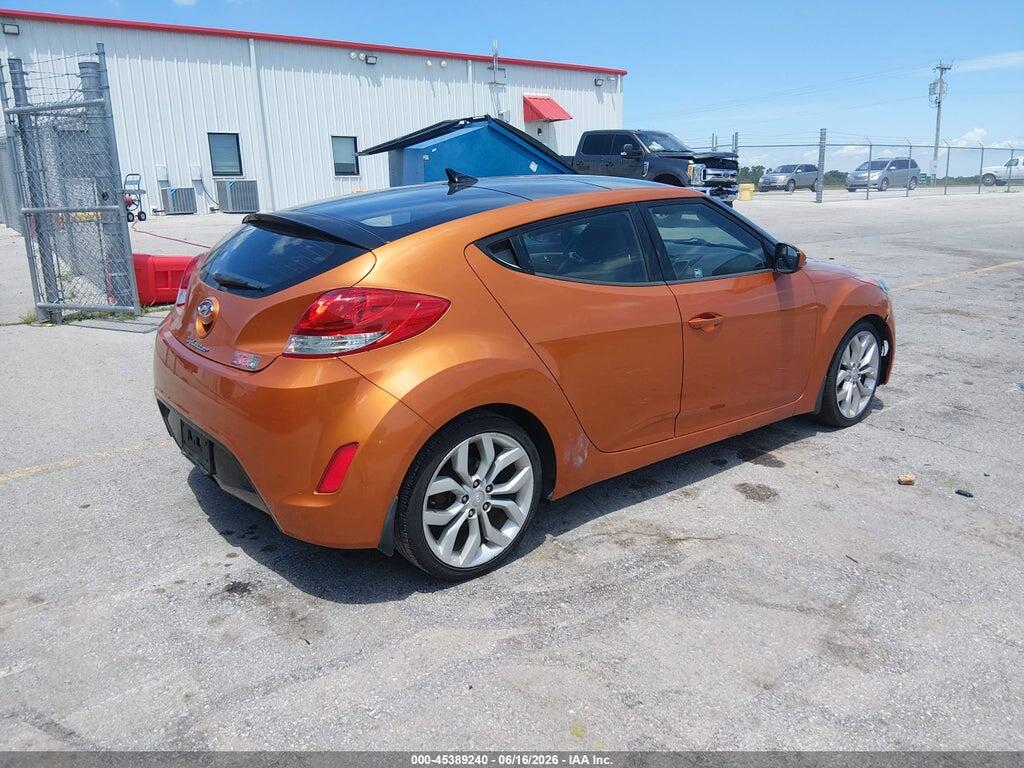 KMHTC6AD5CU028331 2012 HYUNDAI VELOSTER photo no. 4