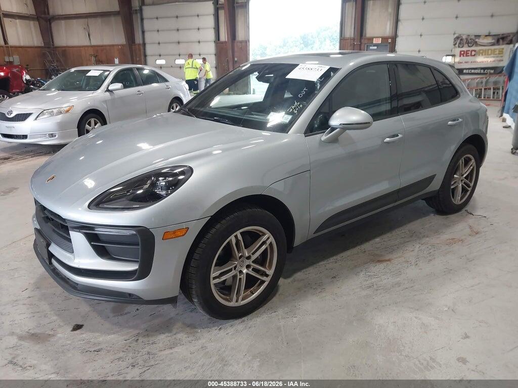WP1AA2A5XRLB12922 2024 PORSCHE MACAN photo no. 2