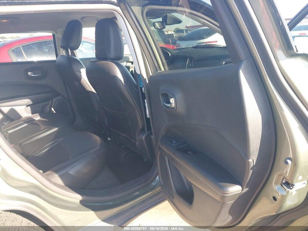 3C4NJDBB0KT711776 2019 JEEP COMPASS photo no. 8