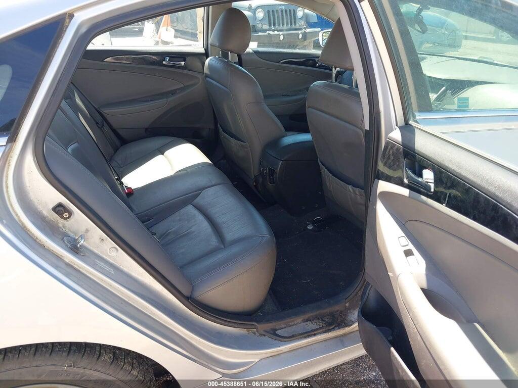 5NPEC4AC8BH060594 2011 HYUNDAI SONATA photo no. 8