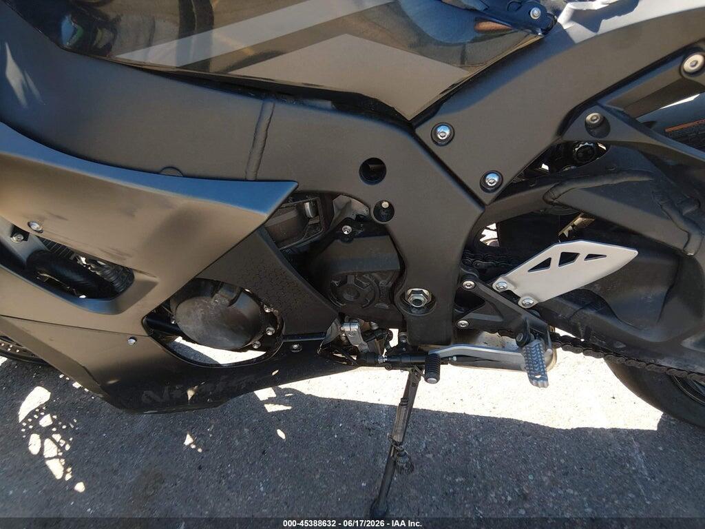 ML5EXEP13SDAD9750 2025 KAWASAKI EX650 photo no. 9