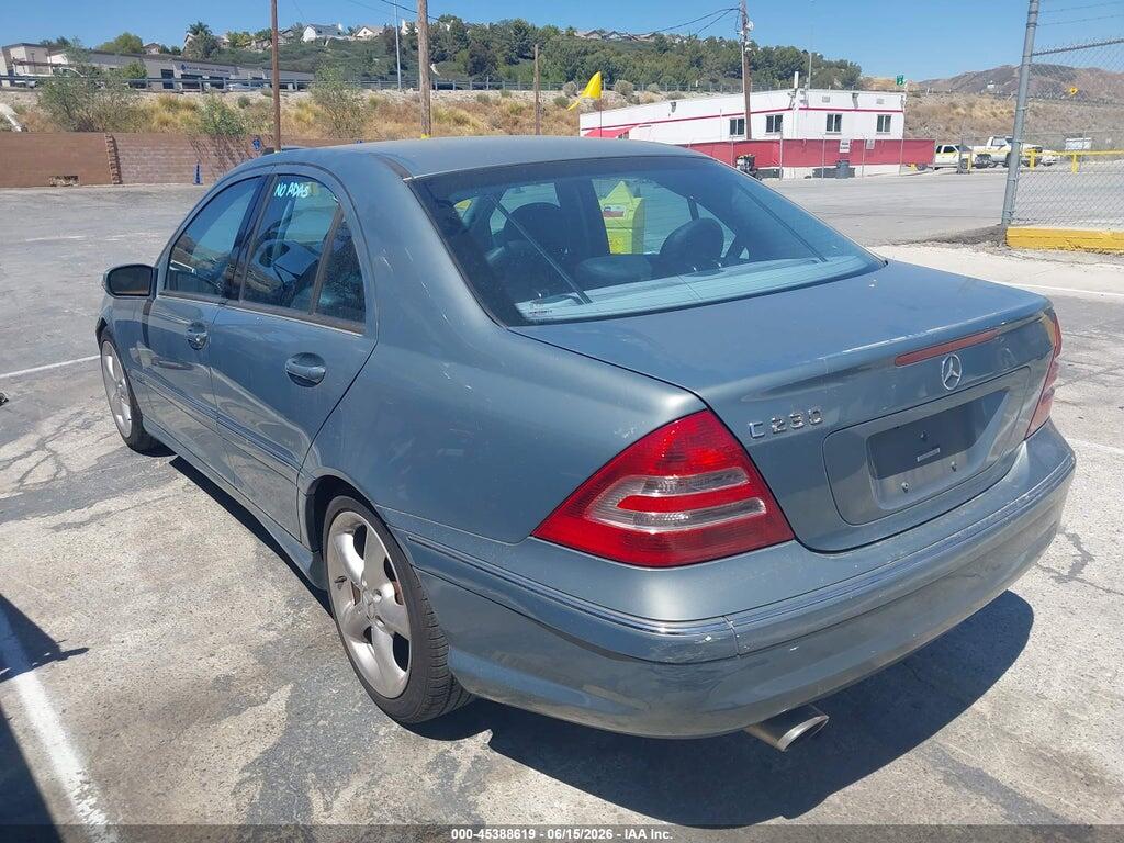 WDBRF52H06A903028 2006 MERCEDES-BENZ C-CLASS photo no. 3