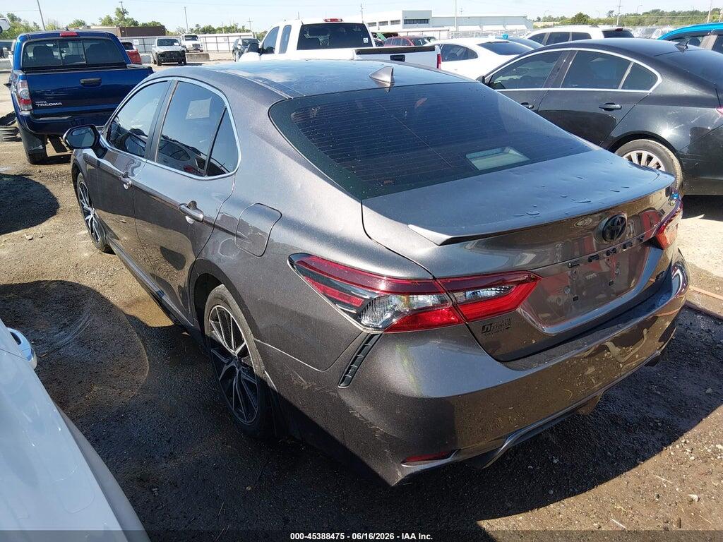 4T1G11AK2MU490758 2021 TOYOTA CAMRY photo no. 3