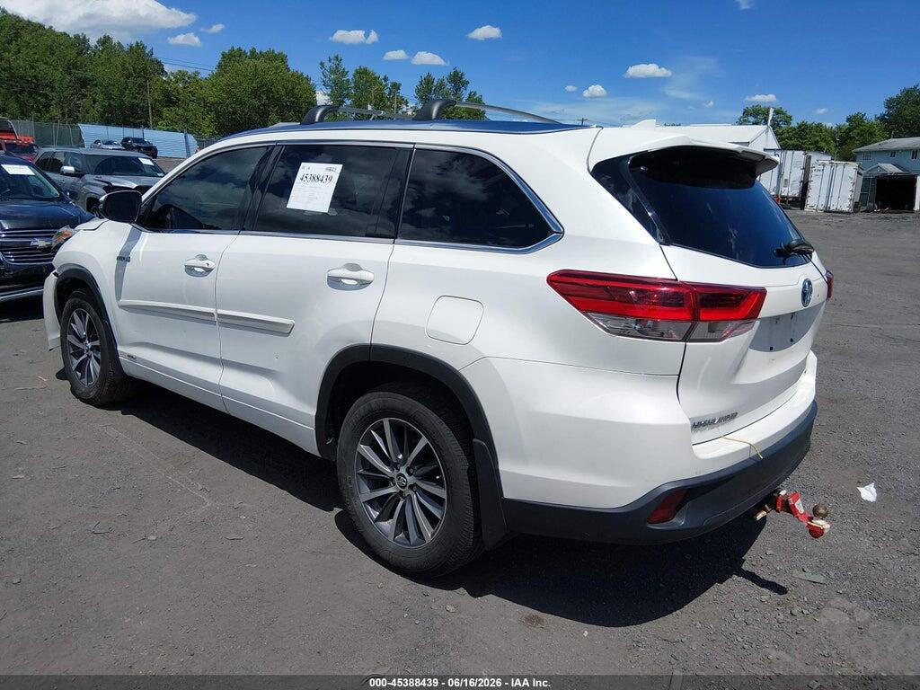 5TDJGRFH7HS030395 2017 TOYOTA HIGHLANDER HYBRID photo no. 3
