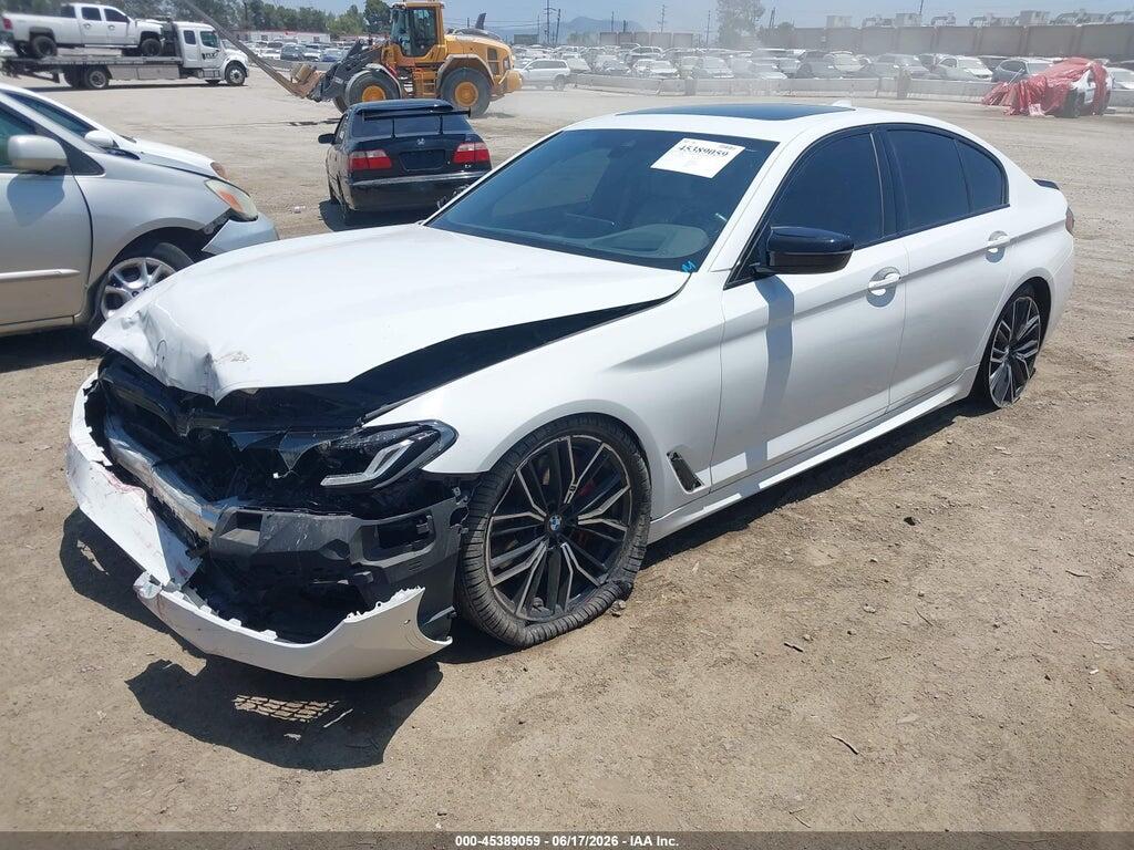 WBA13BK05NCJ62066 2022 BMW M550 photo no. 2
