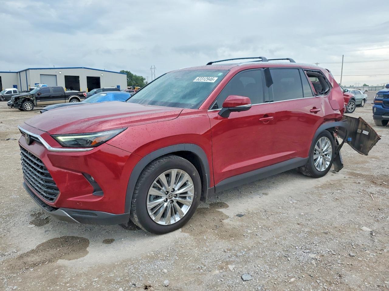 2024 TOYOTA GRAND HIGHLANDER PLATINUM